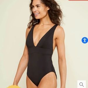 Andie swim  The Sardinia—Flat, black. Size XXL